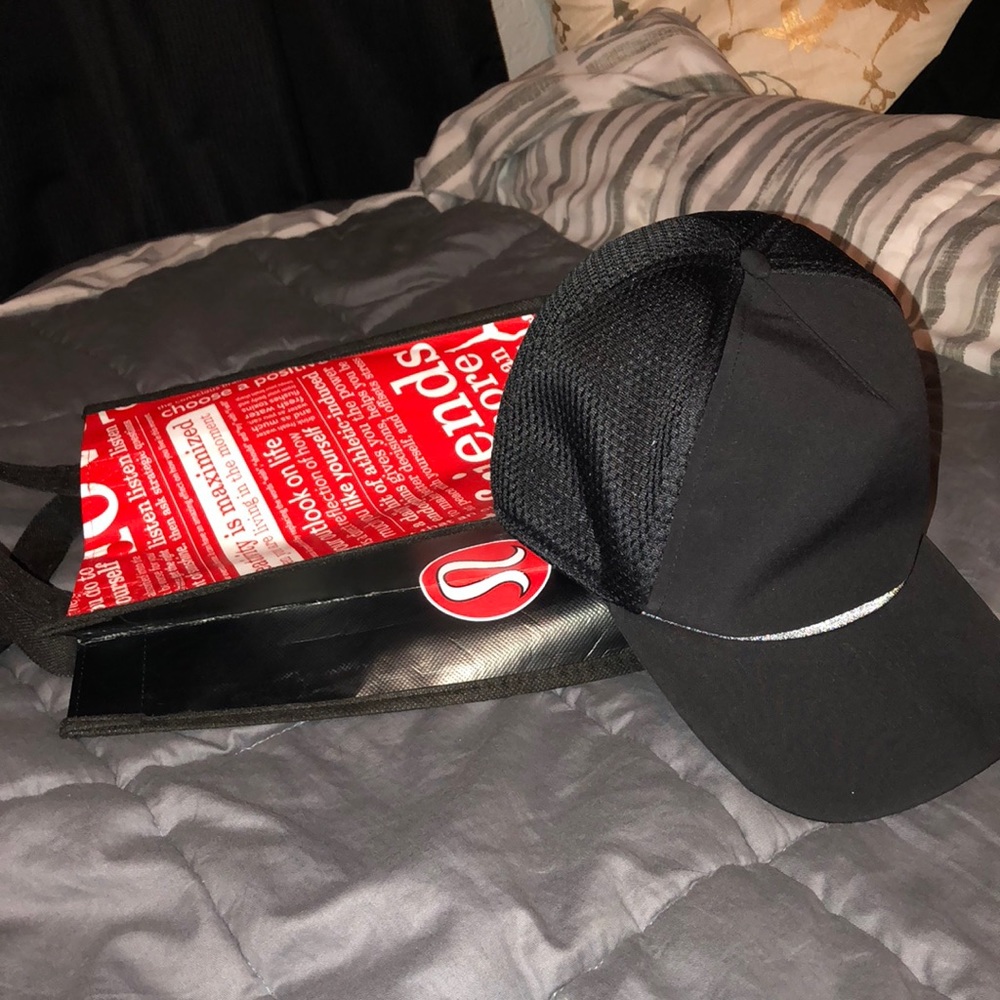 LULU LEMON UNISEX HAT